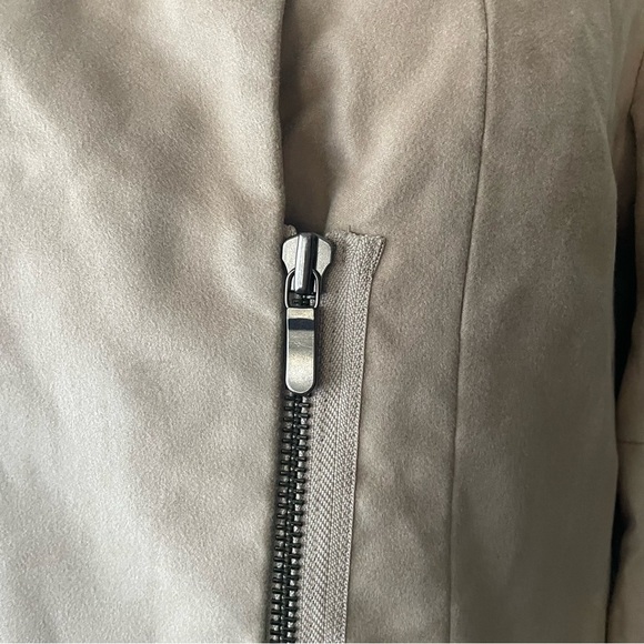 J Brand Asymmetrical Zippered Coat Long Jacket Tan Women’s Size 6 Small - Picture 9 of 9